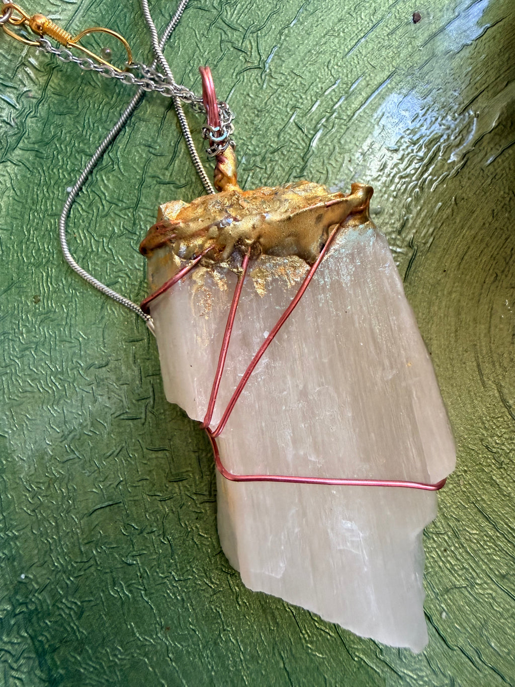 Aurelia malachite pendant on 20” stainless steel chain