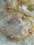 Hand-Crafted Dried Flower Resin Pendant Necklace – 20" Gold-Beaded Chain
